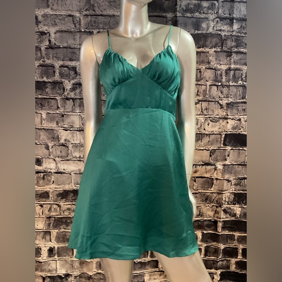 Teal Green Satin Strappy Formal Dress - Picture 4 of 4
